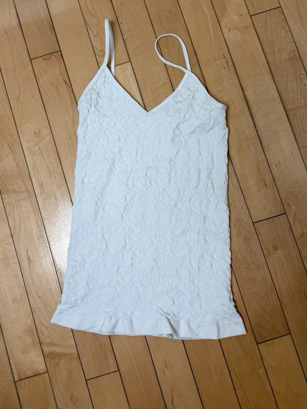 NIKIBIKI White Lace Print Seamless Tank Top One Size